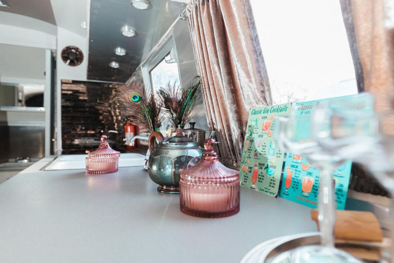 Silver Airstream Glamping & Rental Chichester Kültér fotó