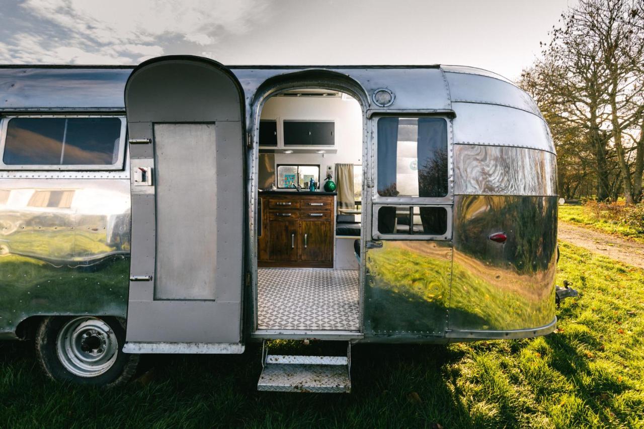 Silver Airstream Glamping & Rental Chichester Kültér fotó