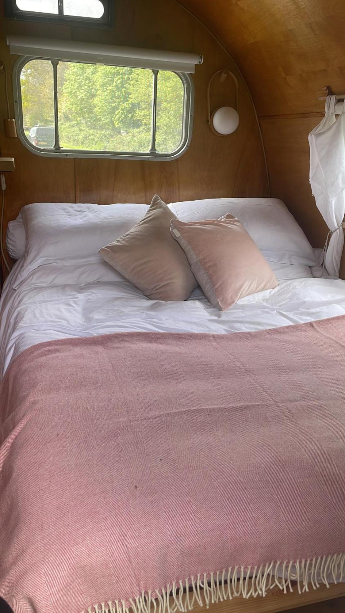 Silver Airstream Glamping & Rental Chichester Kültér fotó